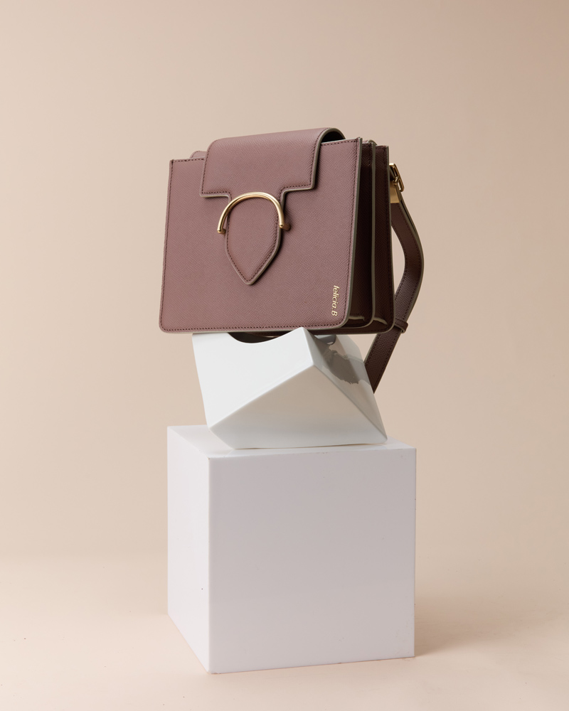 Flap Bag (Creme Pink)